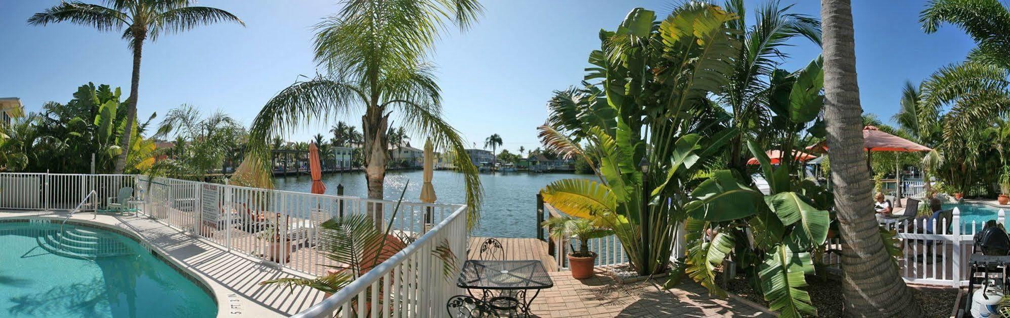 Inn Manatee Bay