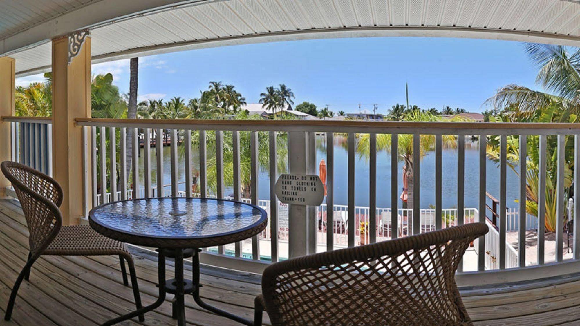 Inn Manatee Bay