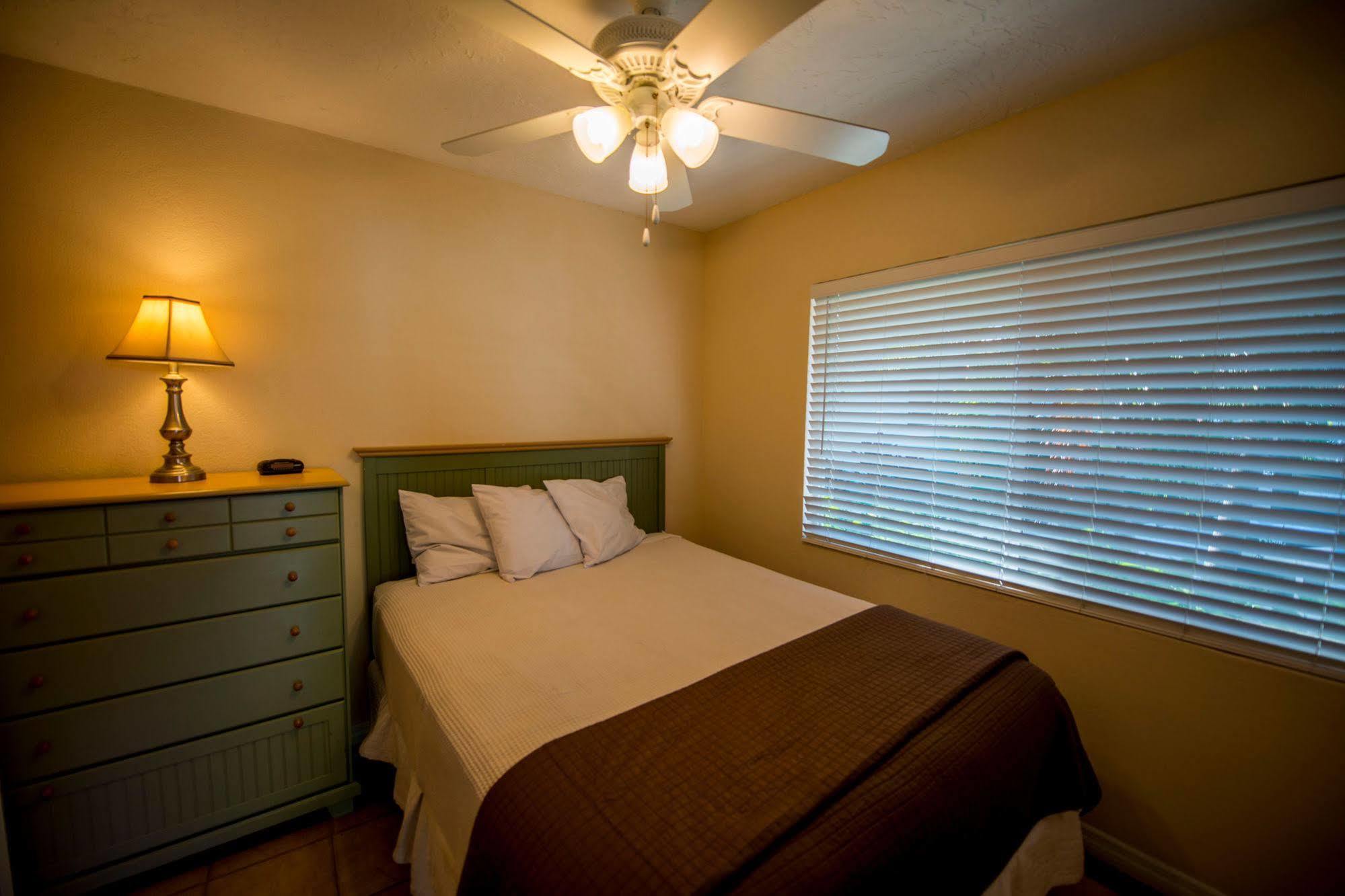 Siesta Key Beachside * Sarasota