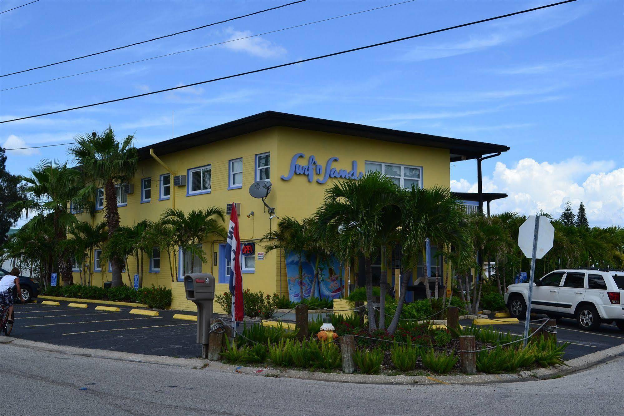 Surf N' Motel