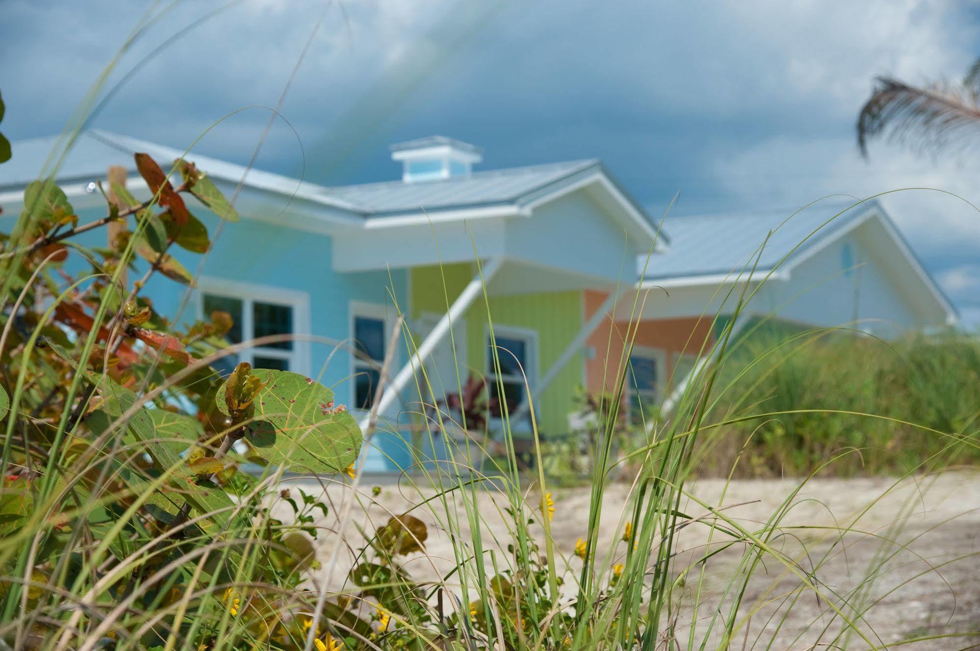 Casey Key - Beachfront 2*