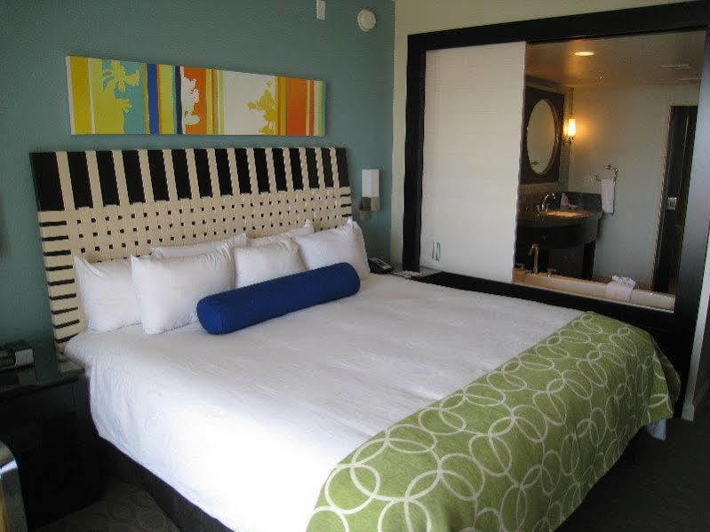 Disney's Contemporary Hotel Lake Buena Vista