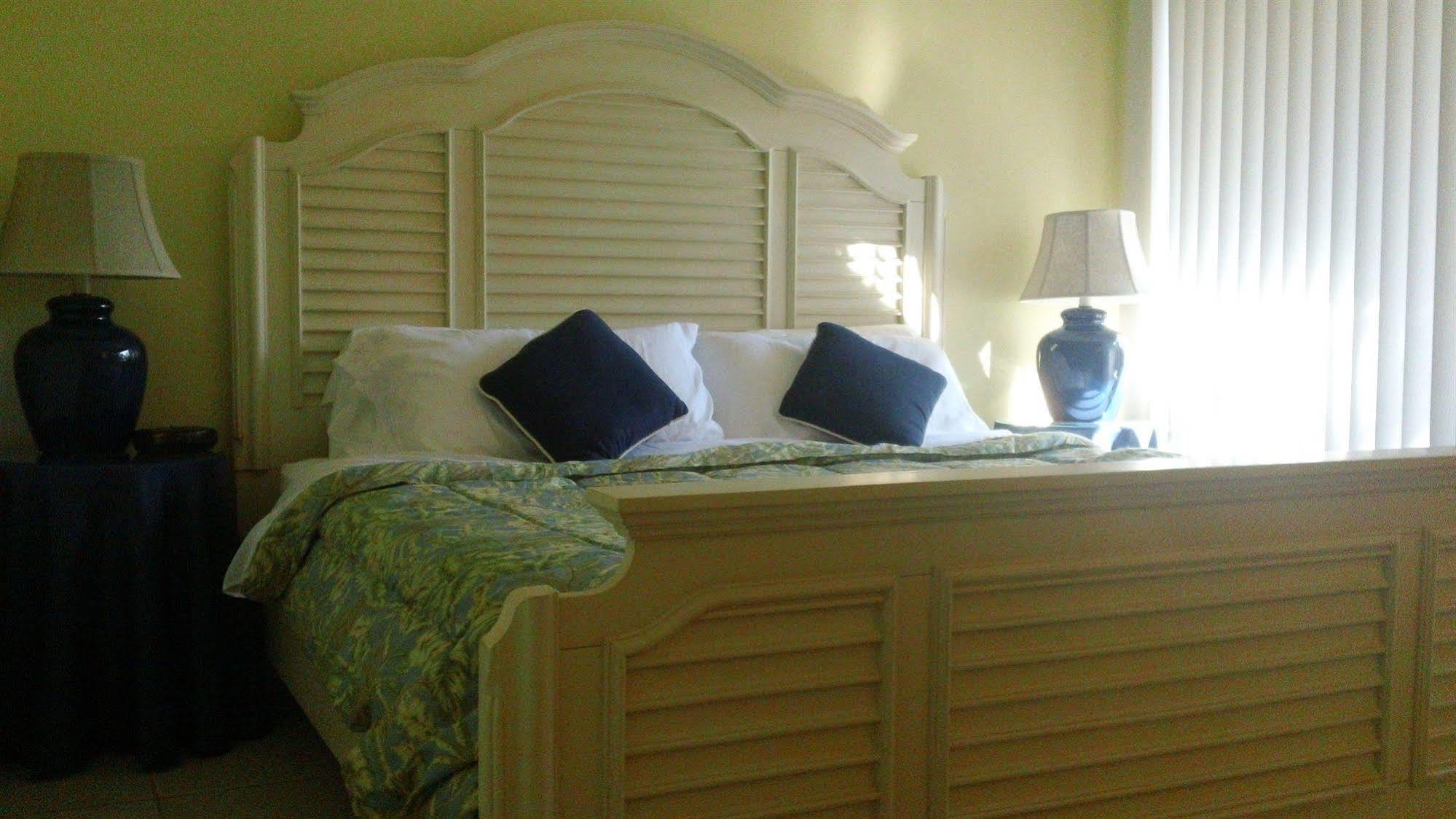 Wiggins Pass Aparthotel Bonita Springs