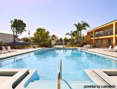 Travelodge By Wyndham Myers North Motel