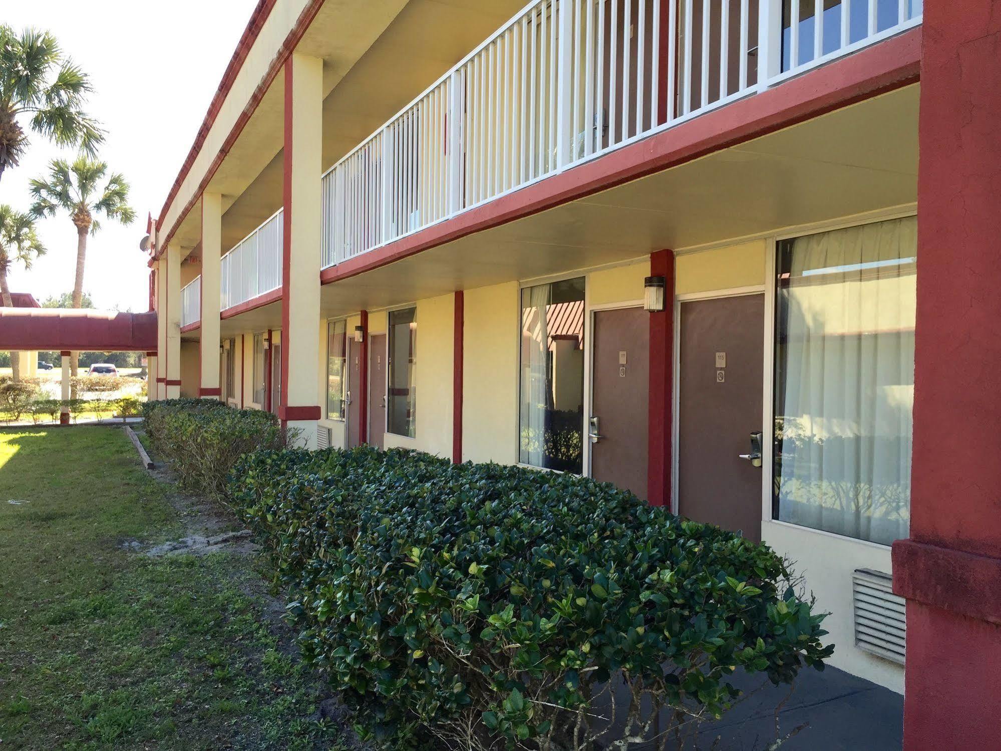 Budget Of Motel 2*