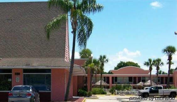 Hotel Bayside - Clearwater