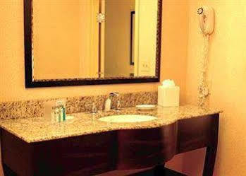 Hampton & Tampa Northwest/oldsmar Hotel 3*