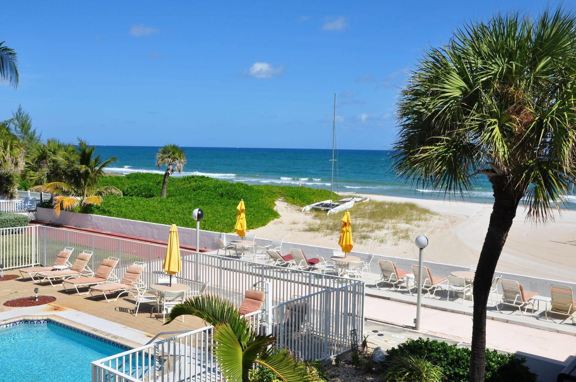 Inn Coral Tides 3*