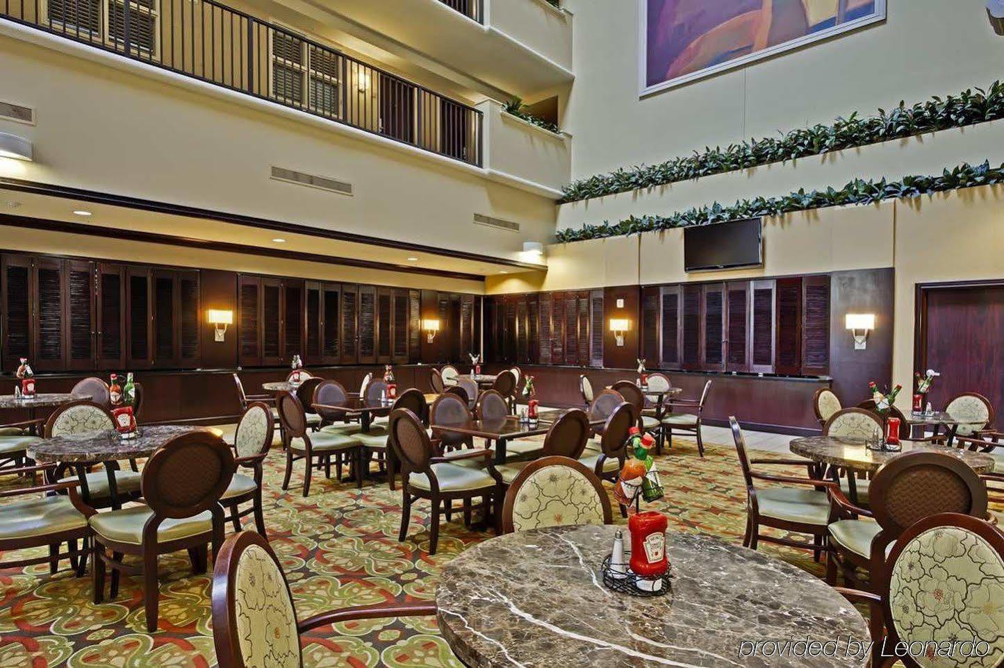 Hotel Embassy By Hilton Brandon Tampa