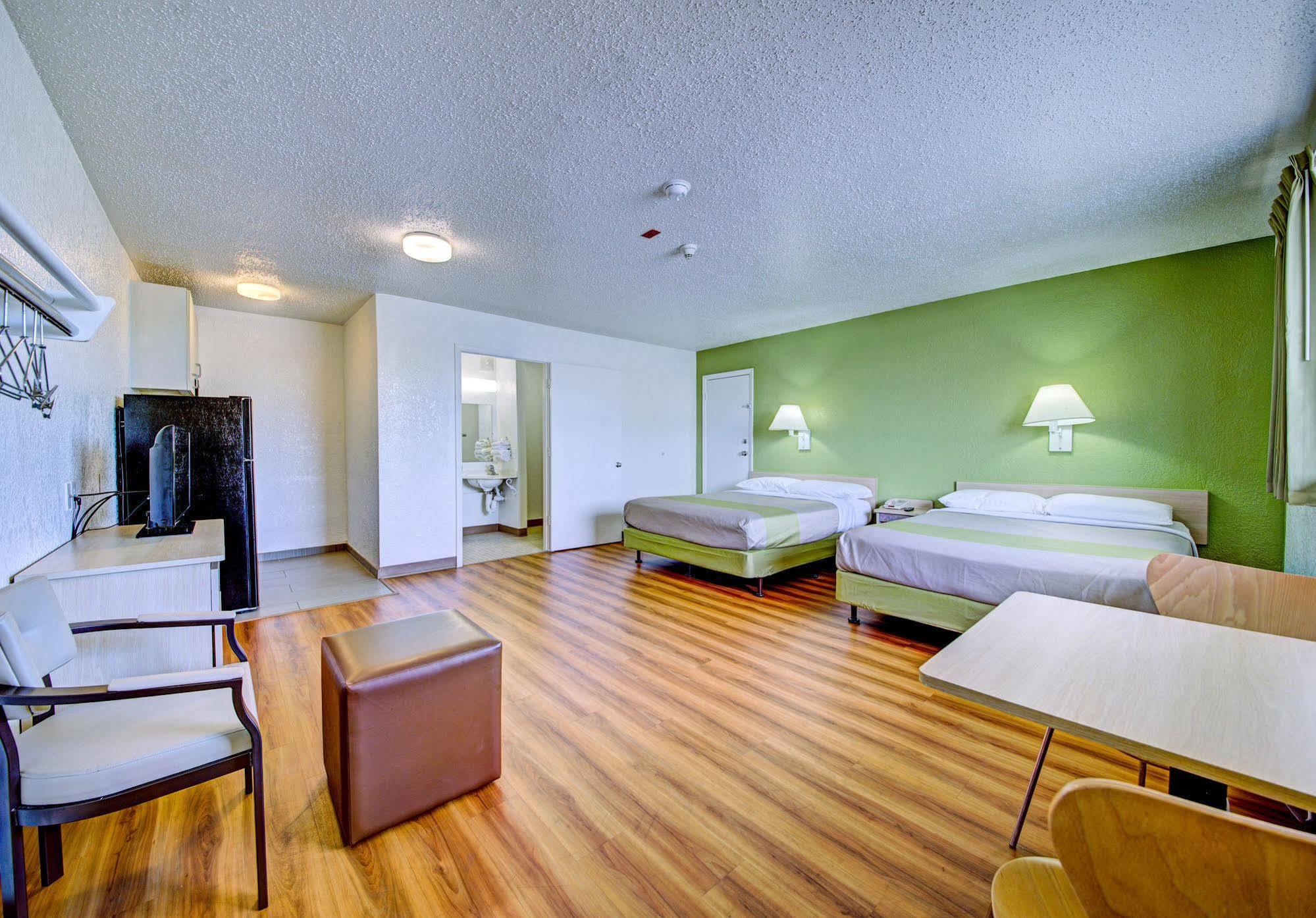 6-cocoa Beach, Fl Hotel