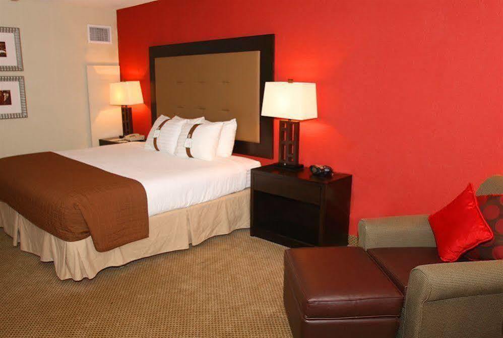 Hotel Sawgrass Grand And Sports Complex 3*