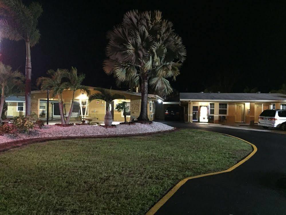 American Motel 2*