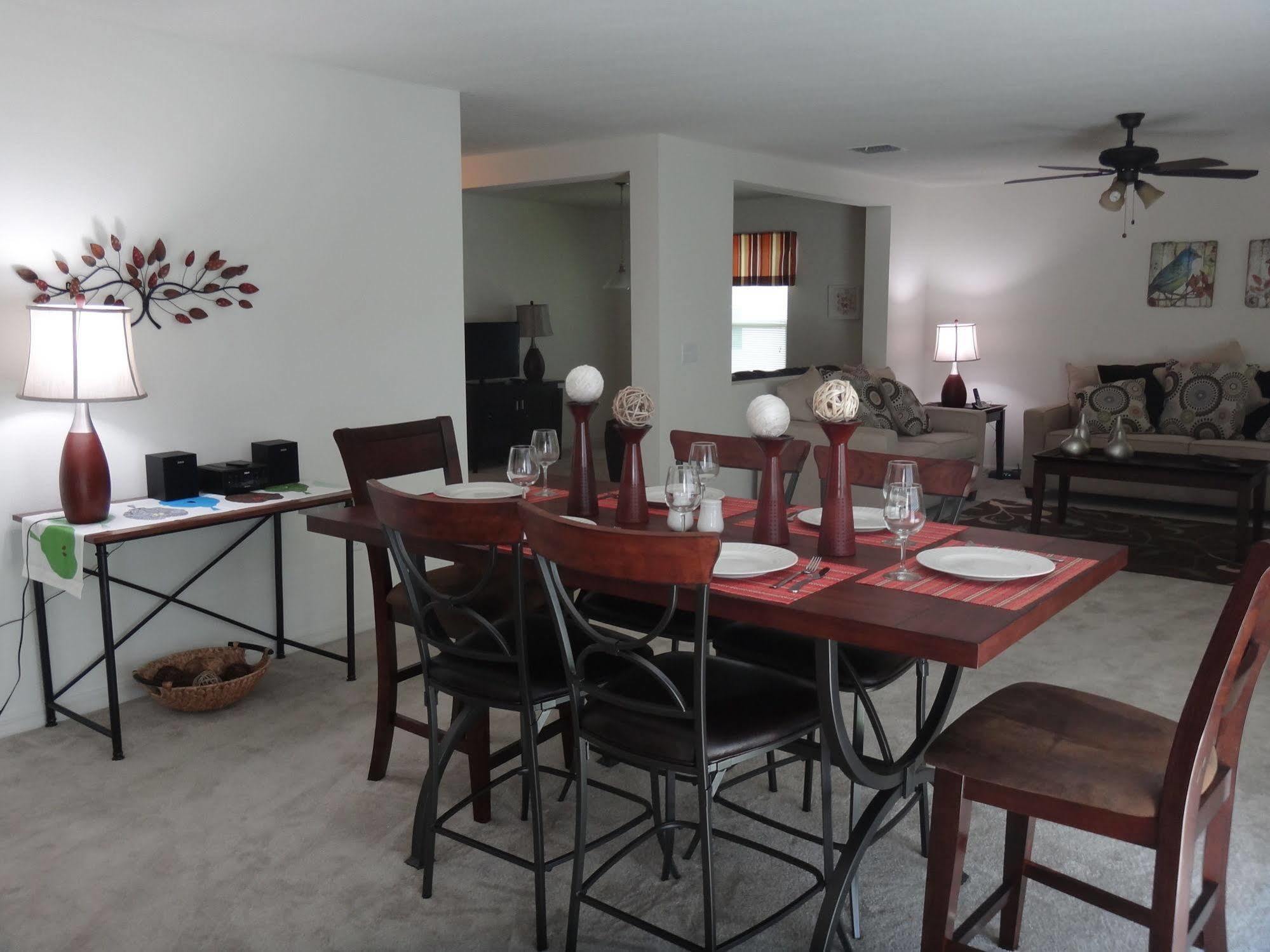Hotel Crystal Cove By Cozykey Vacation Celebration