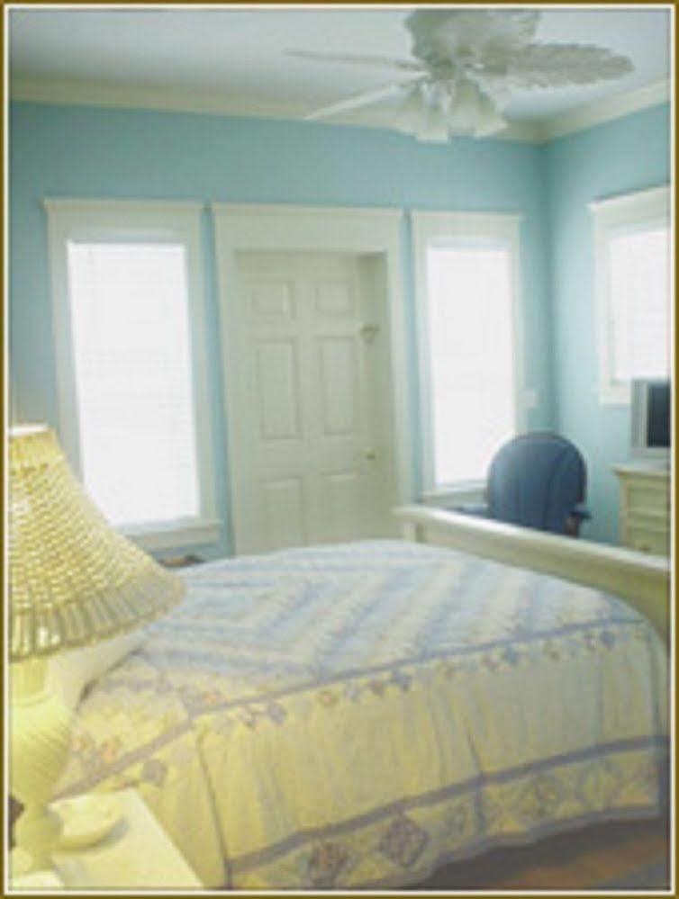 Bed & Breakfast The River Lily 3*