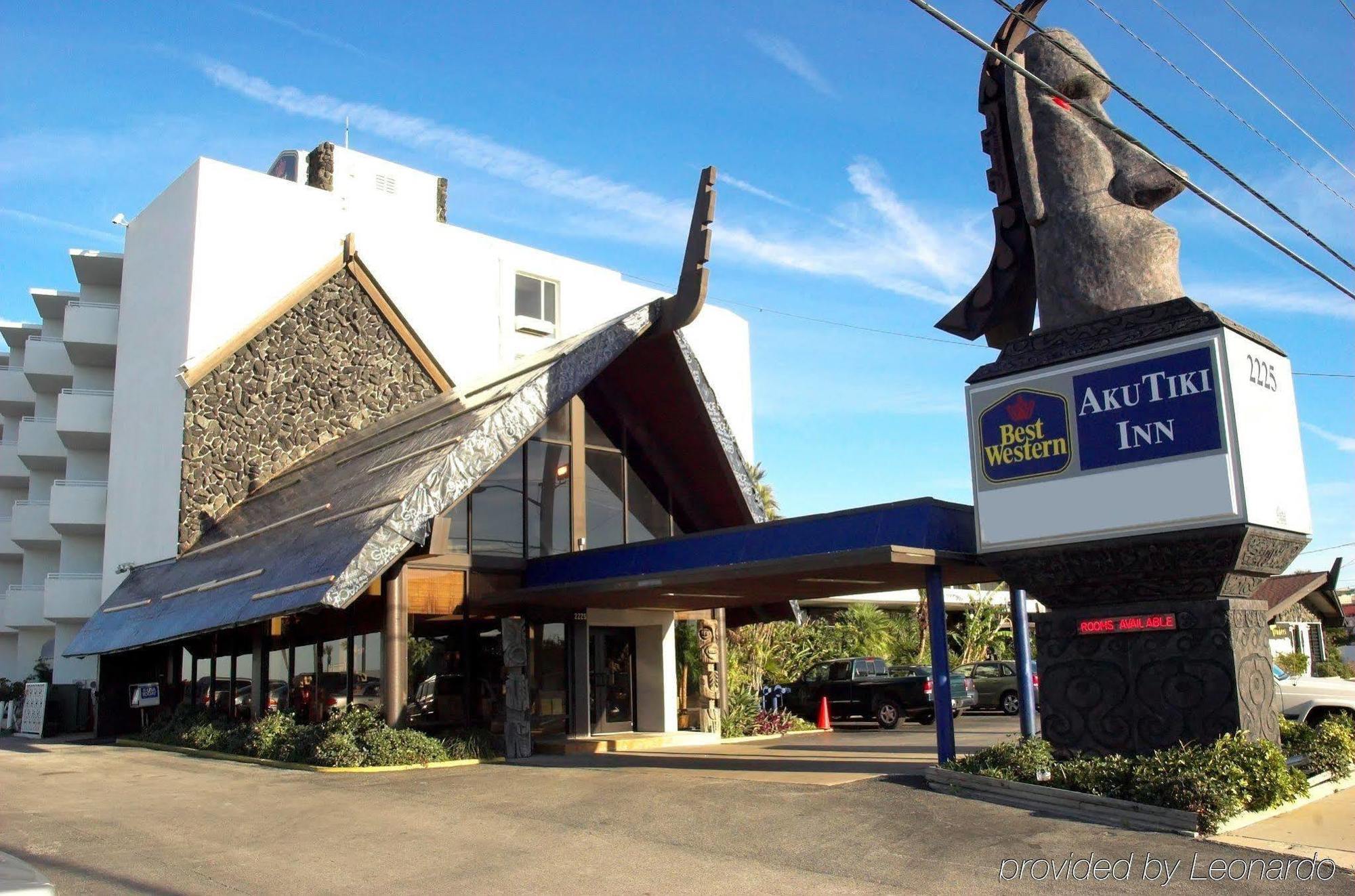 Western Aku Tiki 3* Daytona Beach