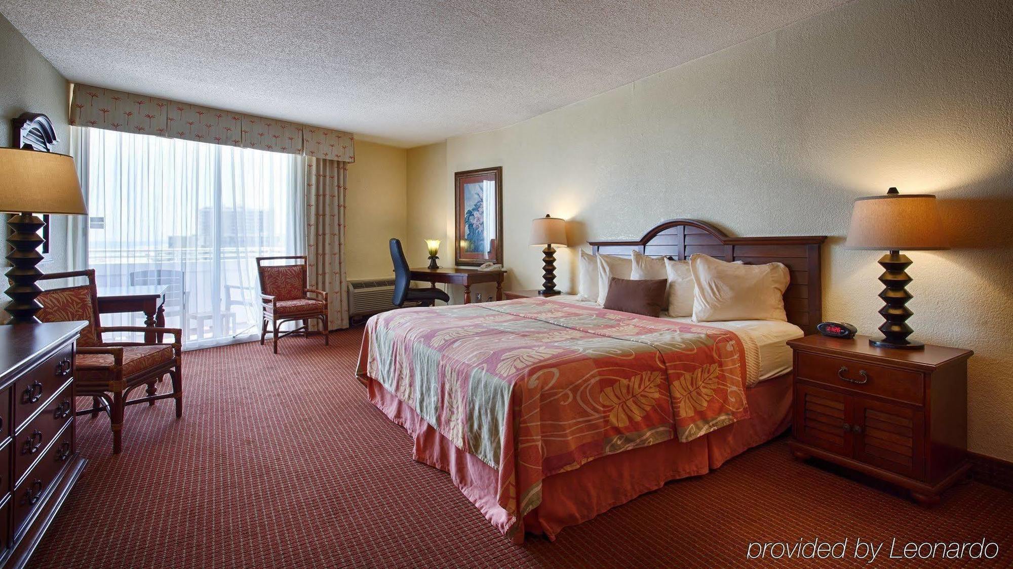 Western Aku Tiki Hotel 3*