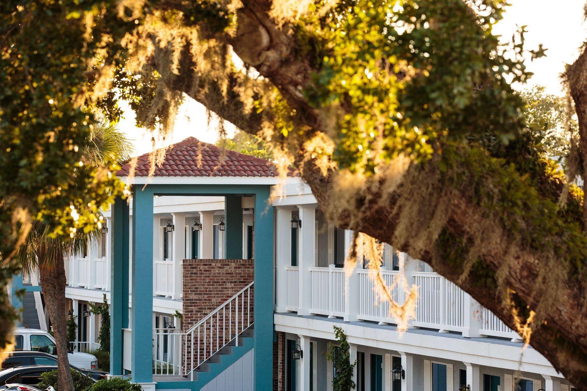 Southern Oaks - 3* St. Augustine