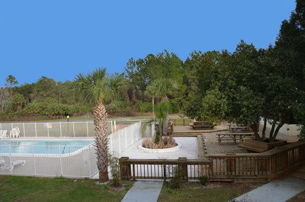 Budget Of 2* DeLand