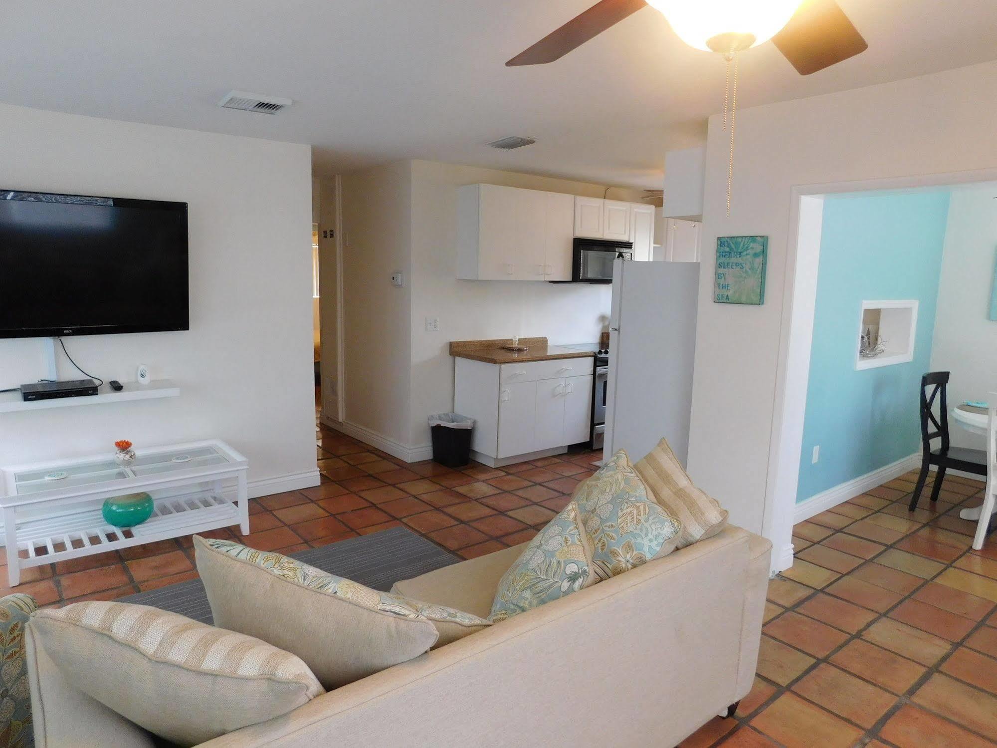 My Sarasota Getaway 3*