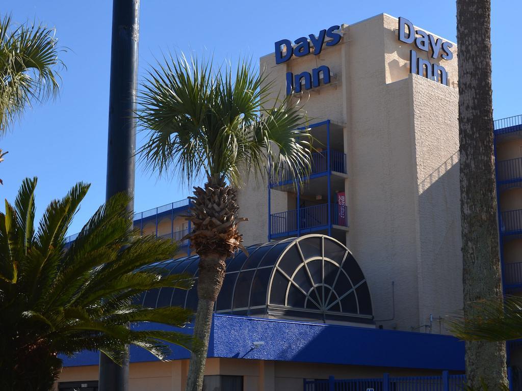Motel Days By Wyndham Panama Beach/ocean Front Panama City Beach