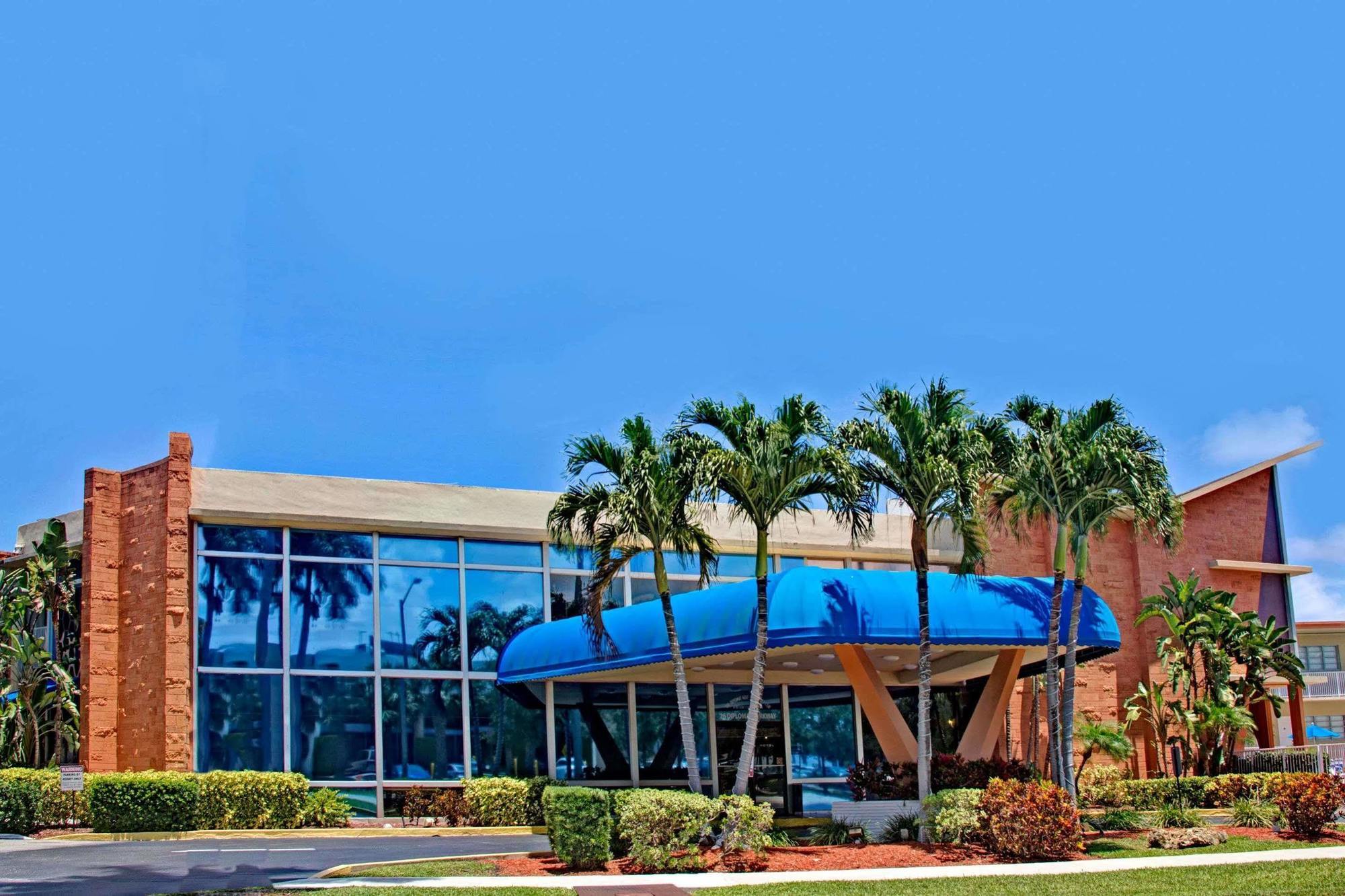 Knights Hallandale