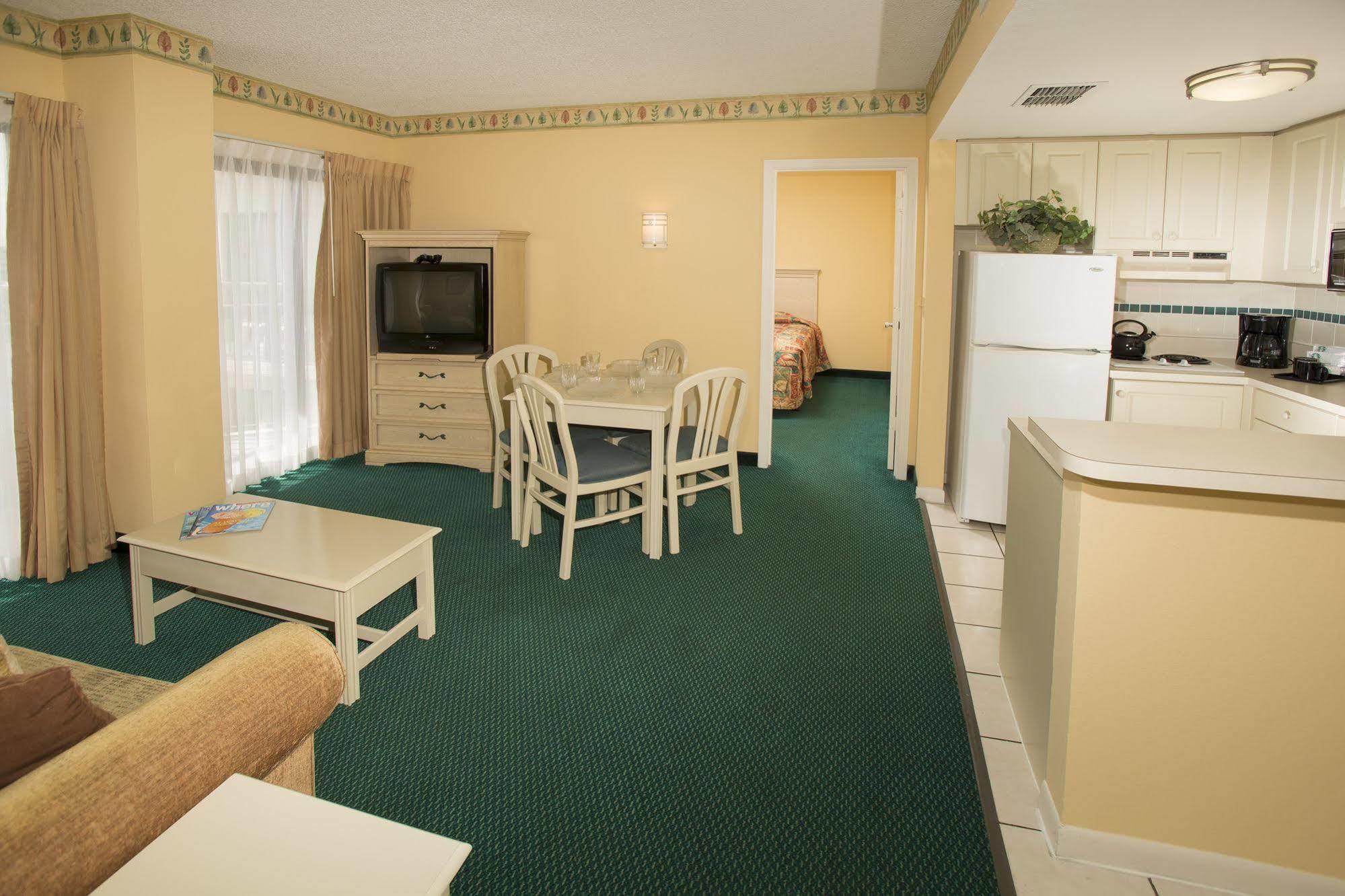 Hotel Enclave Suites, A Staysky & Near Universal