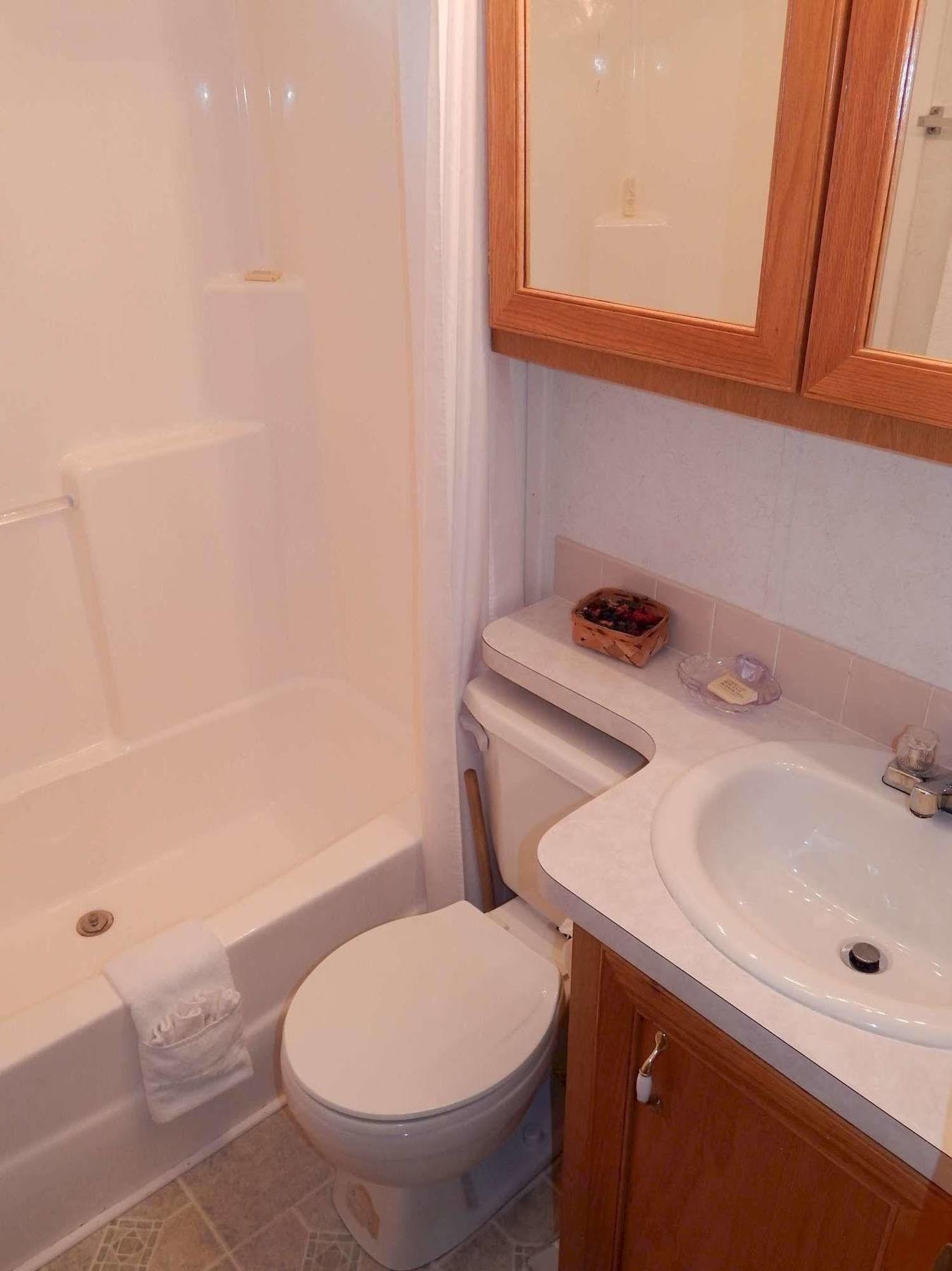 Lodge Road Runner Travel - Caravan Park Fort Pierce