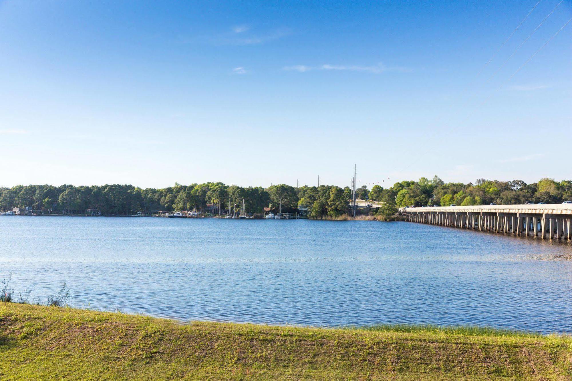 Hampton Niceville-elgin Air Force Base
