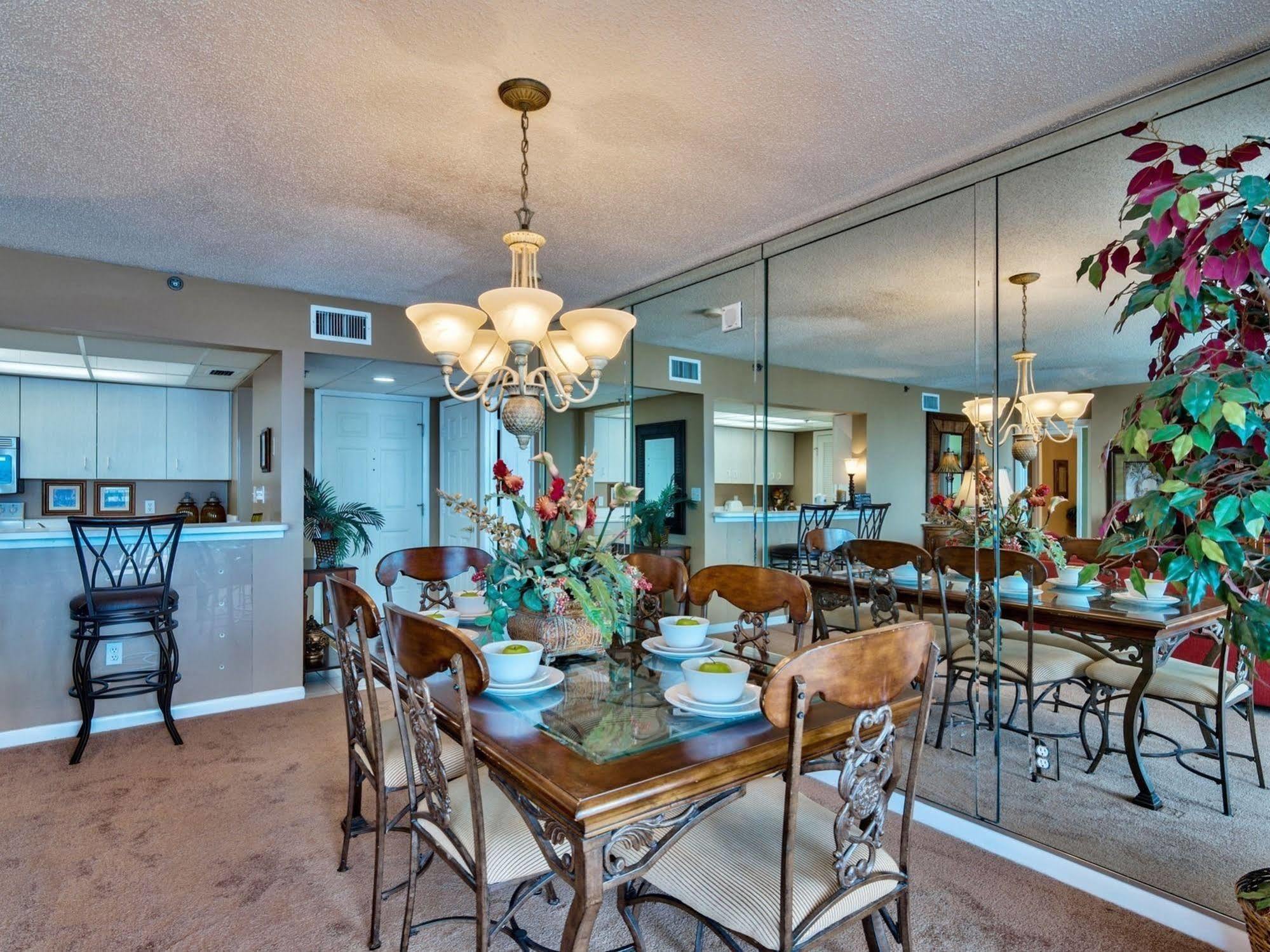 Long By Collection Apartment