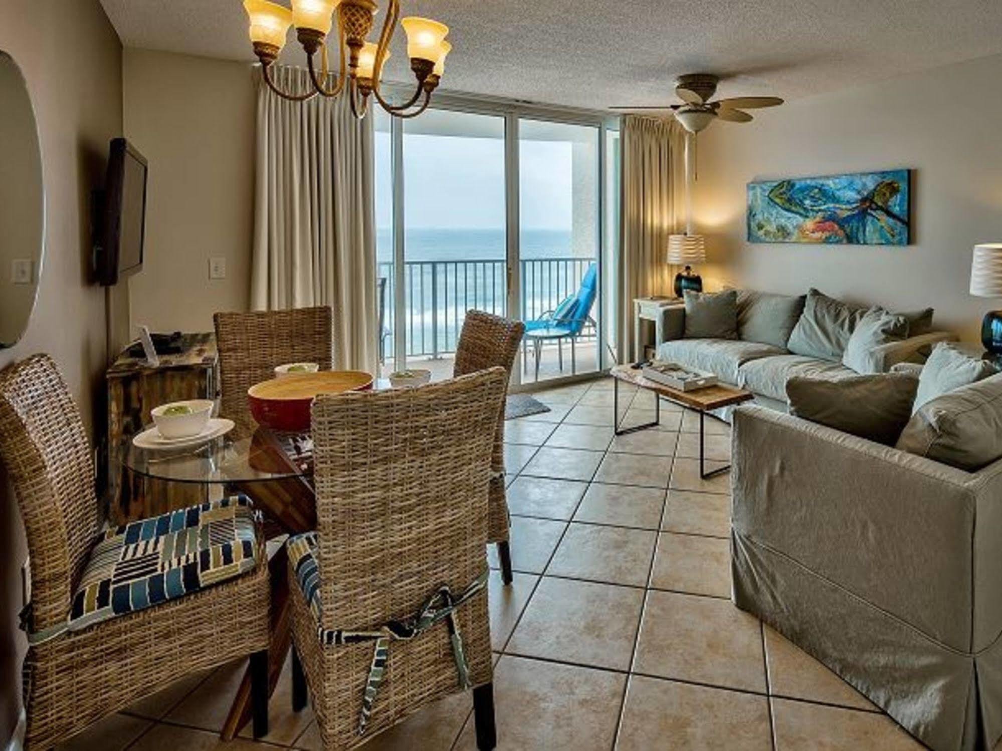 Apartment Long By Collection