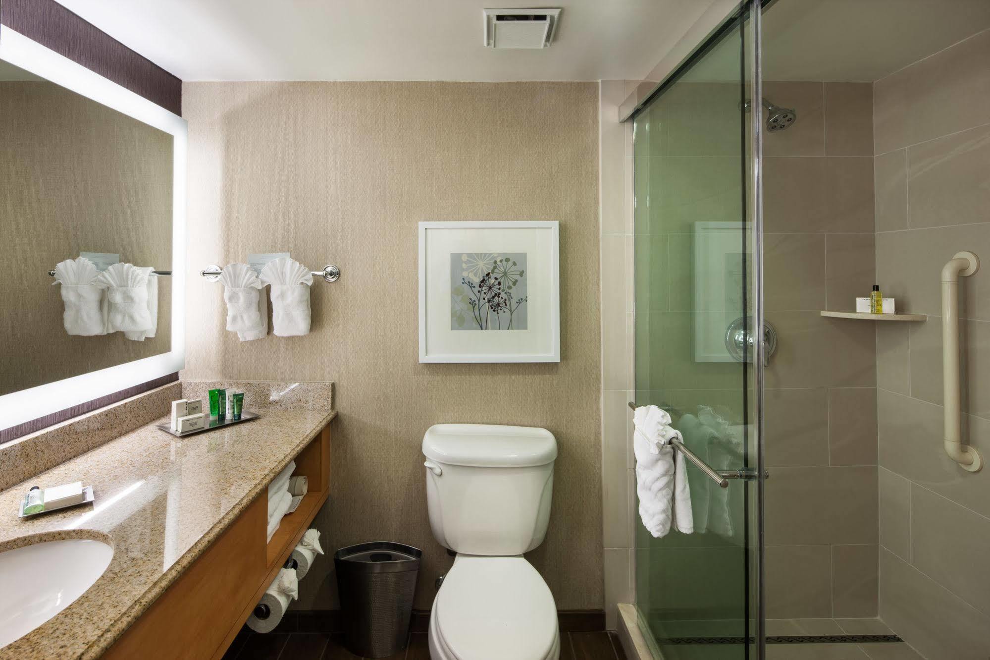Hilton Grand Vacations Club Regency Hotel Marco Island
