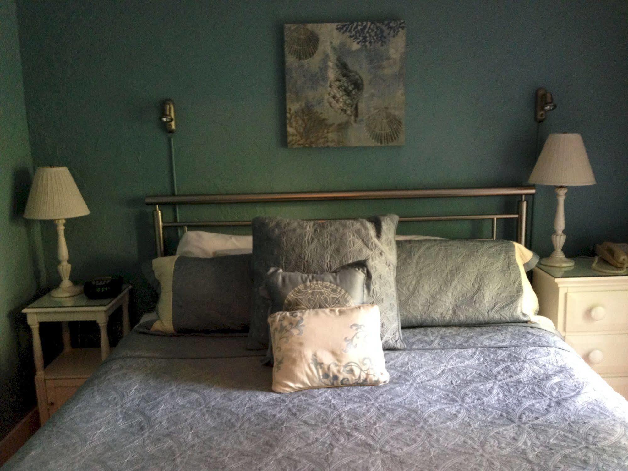 Mango Bed & Breakfast