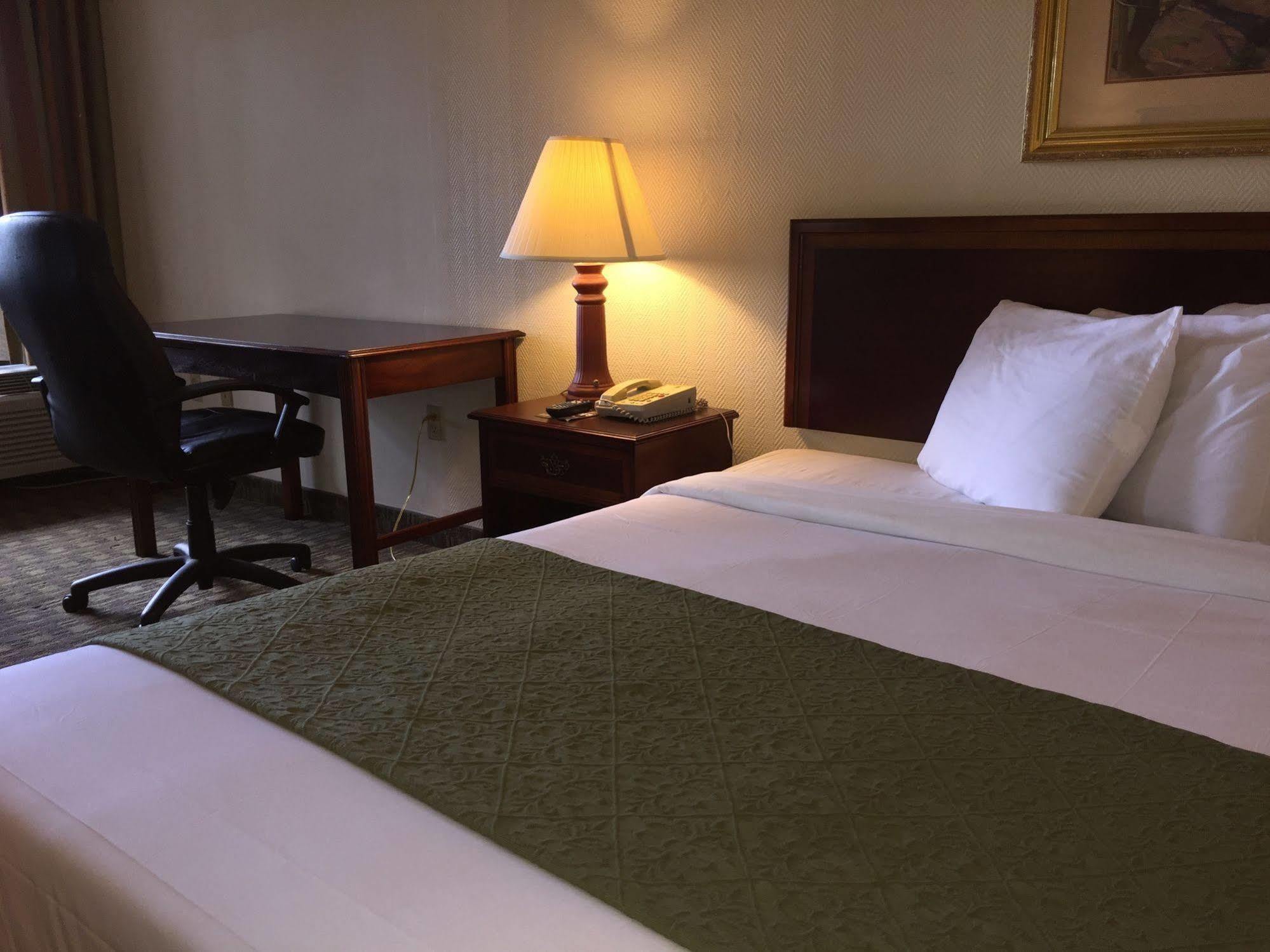 Sawgrass & Conference Center 2*
