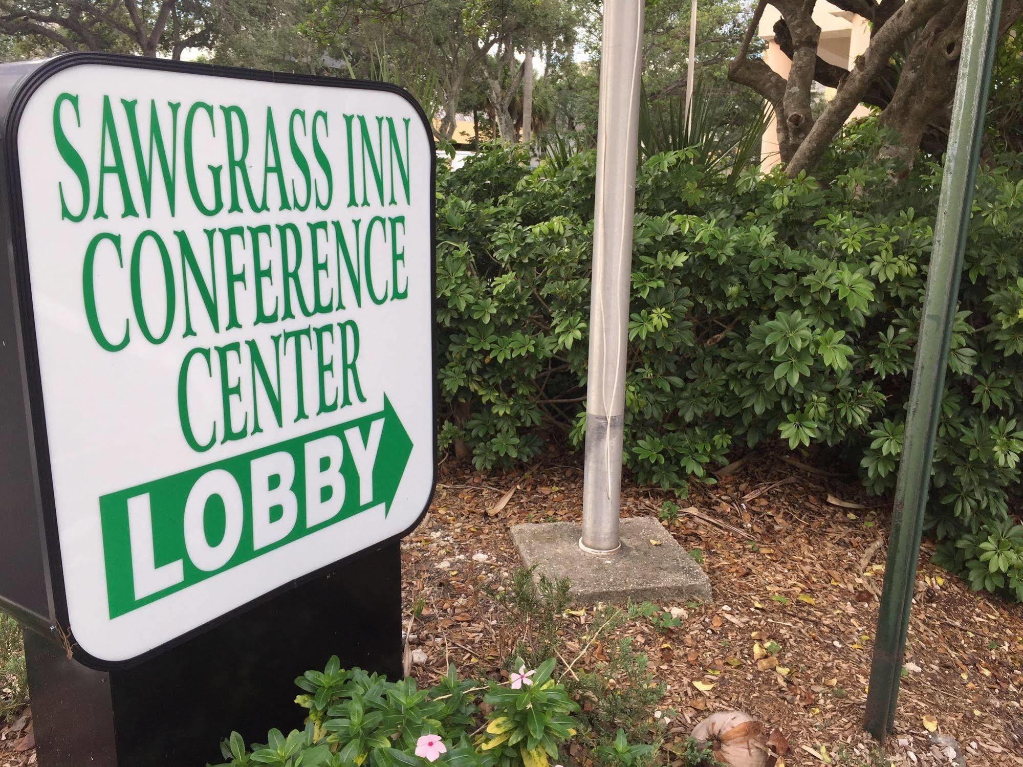 Sawgrass & Conference Center Hotel 2*