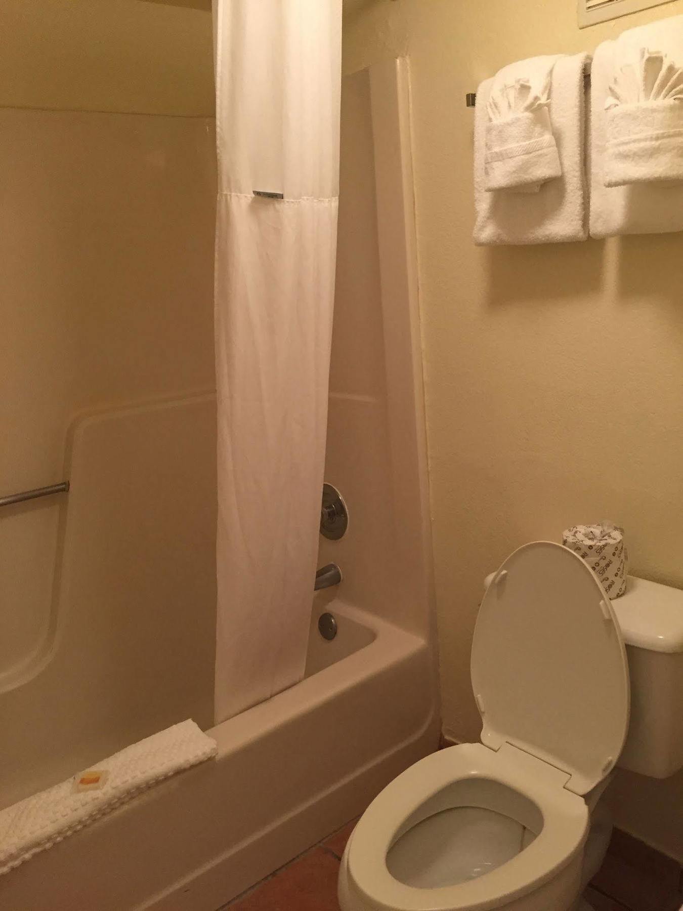Days By Wyndham West Hotel 2*