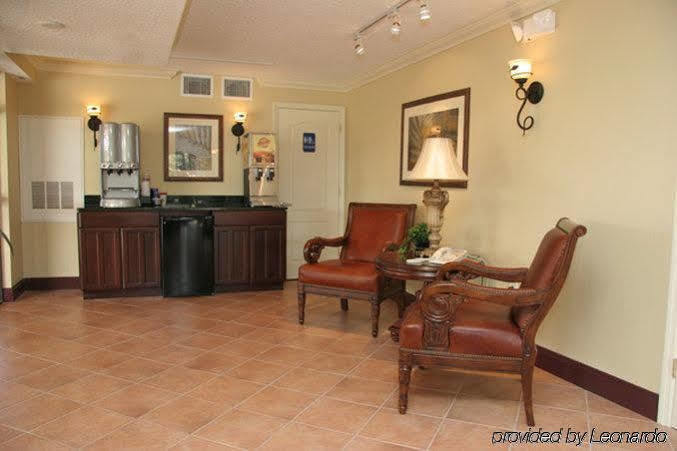 Days By Wyndham West Hotel 2*