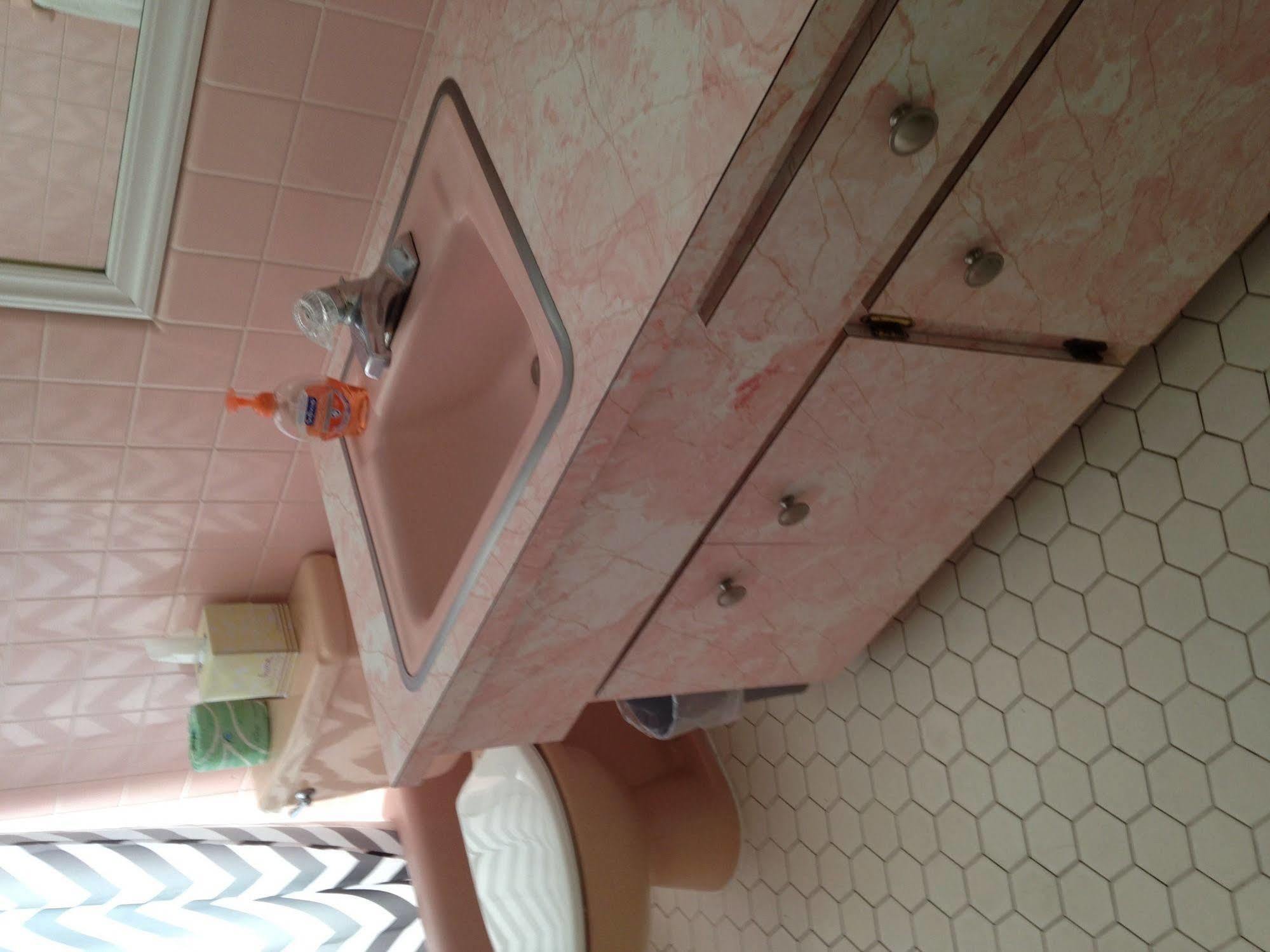 Cheston House - Clothing Optional Male 3*