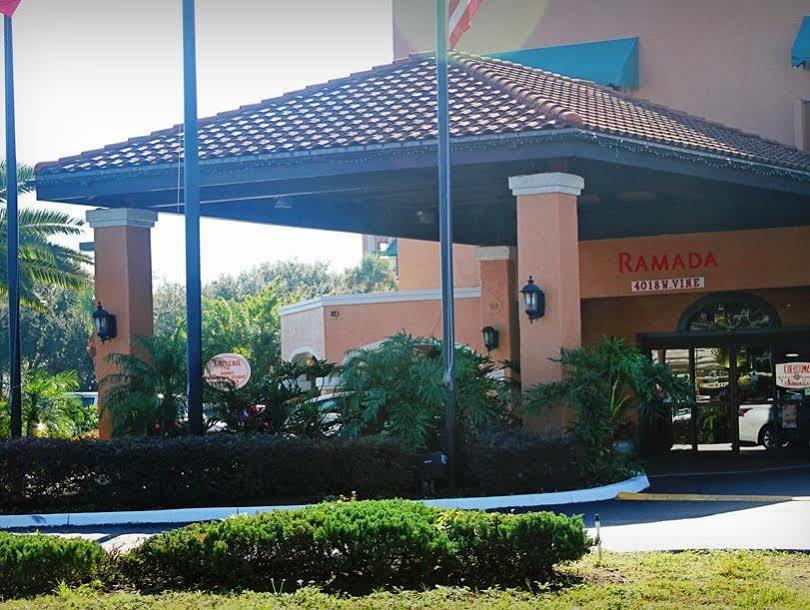 Hotel Ramada By Wyndham Downtown 3*