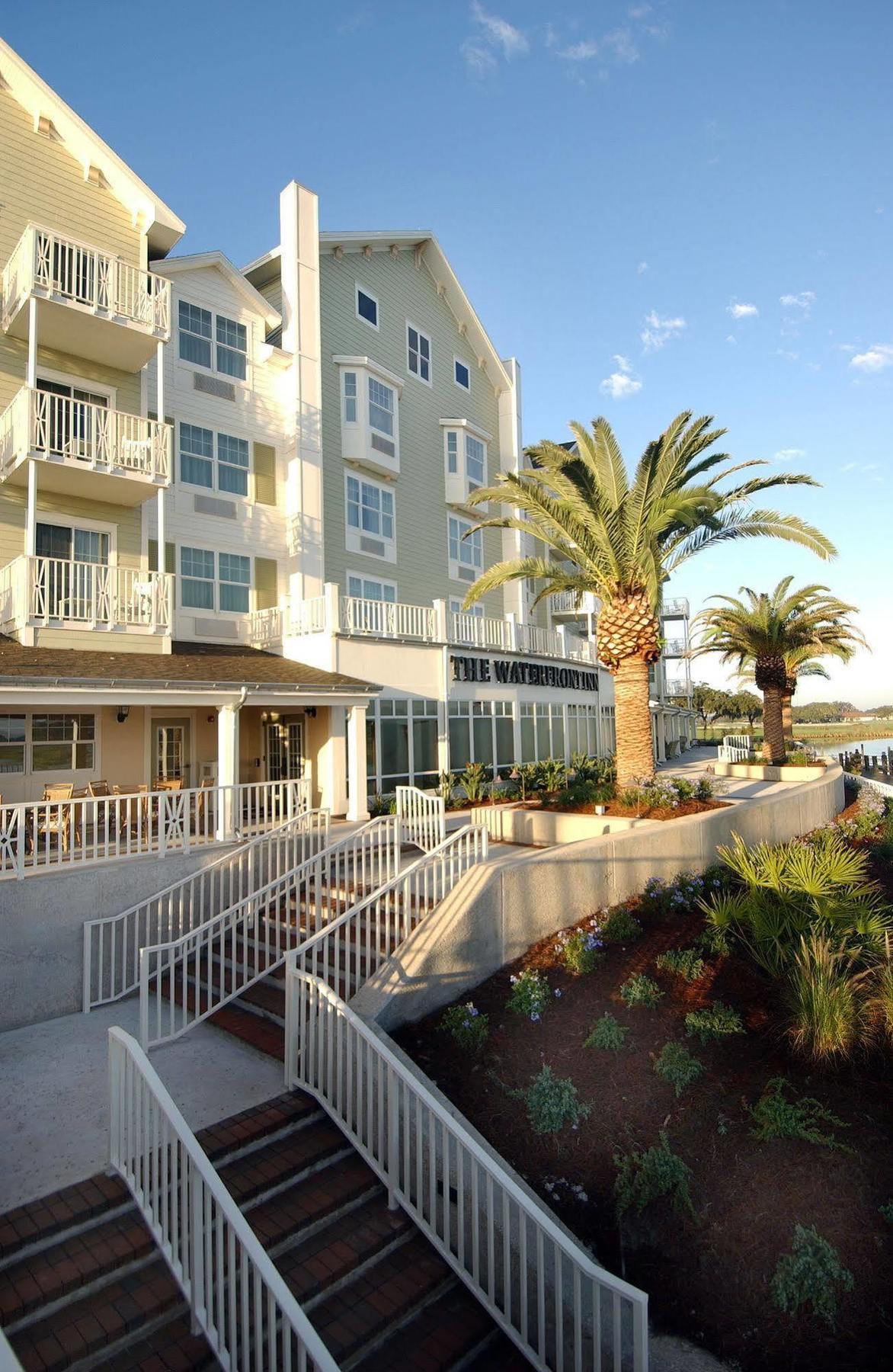The Waterfront Hotel 3*