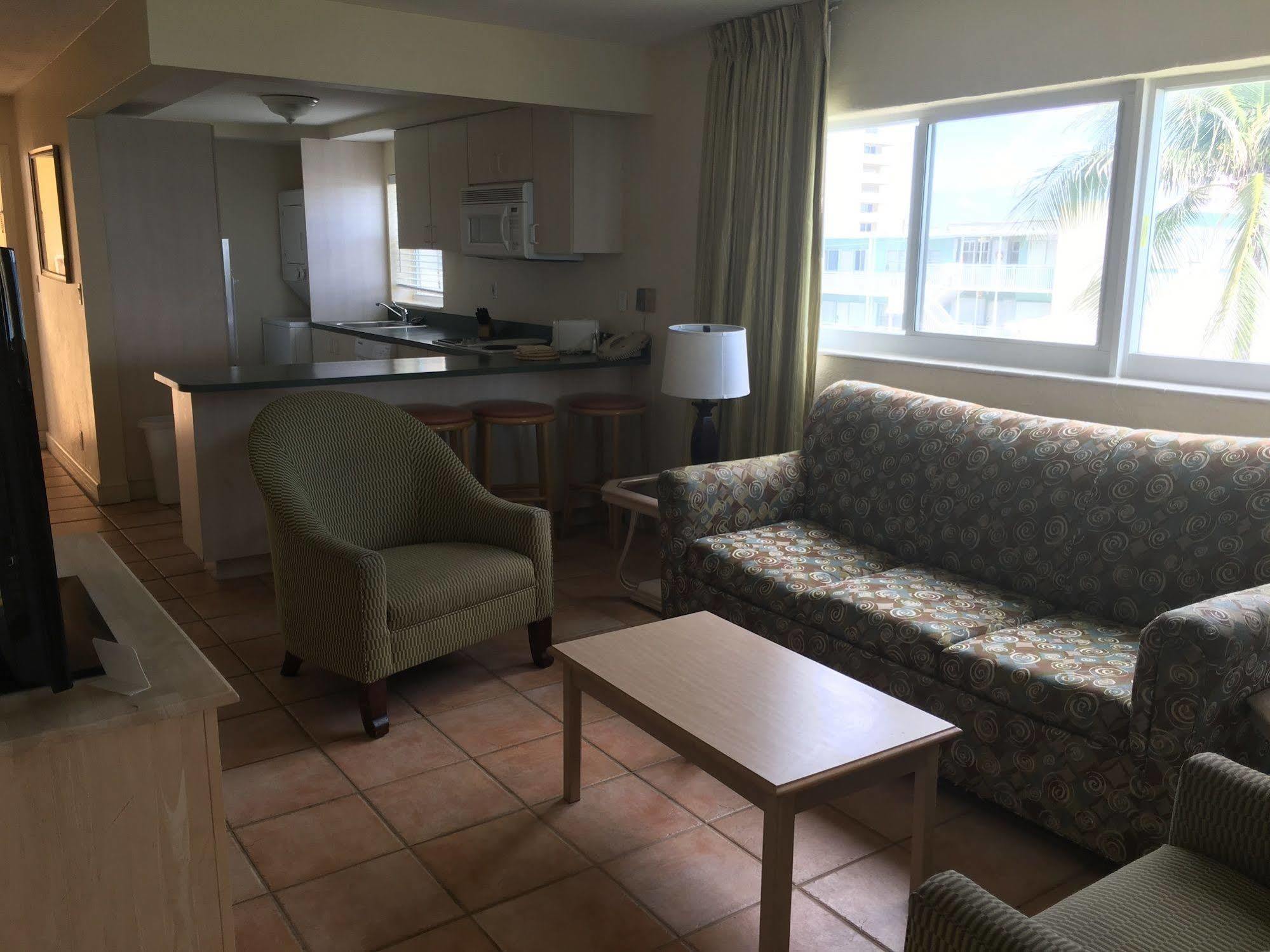 Enchanted Isle Aparthotel