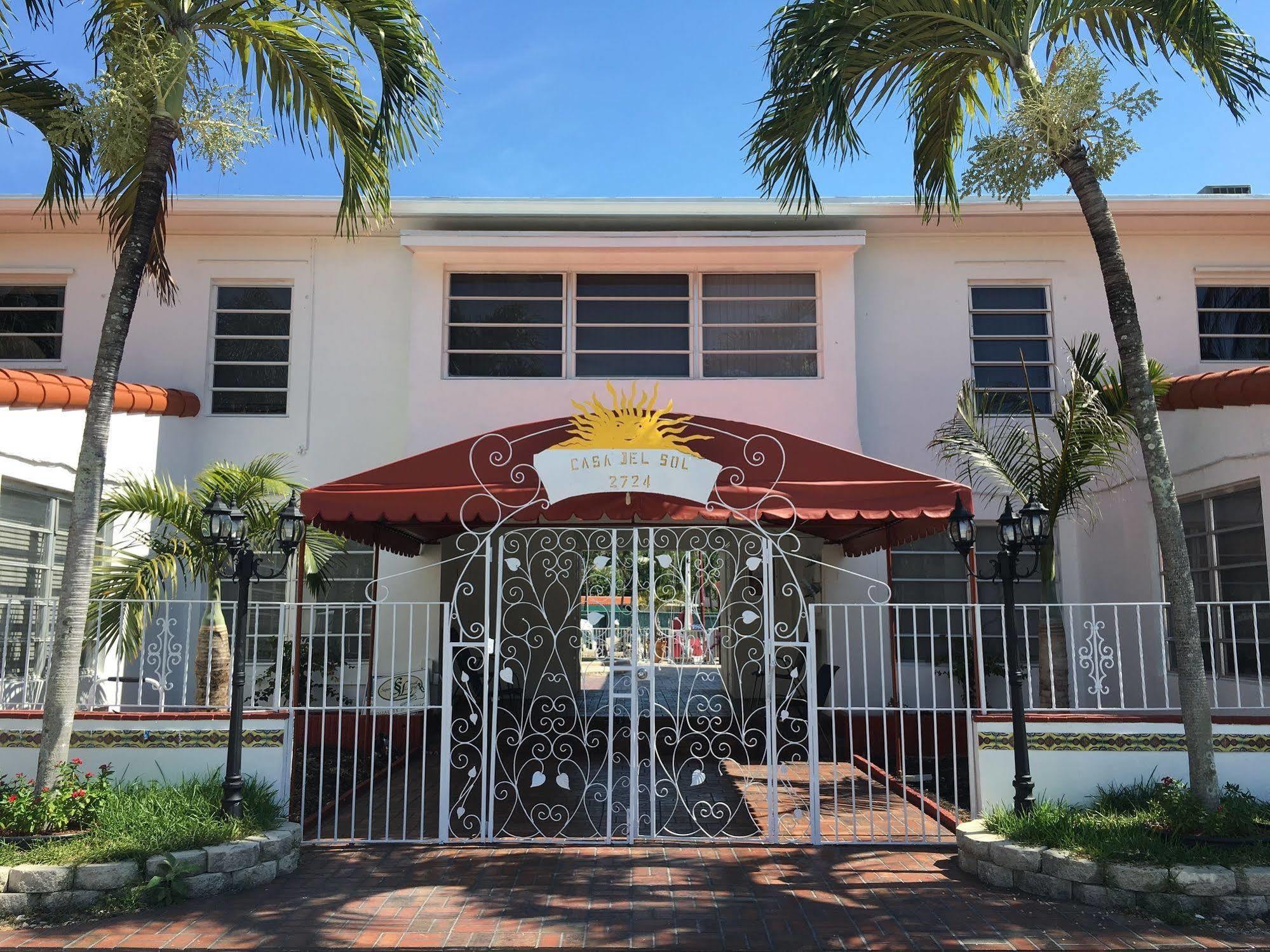 Casa Del Sol Waterfront & Marina Resort