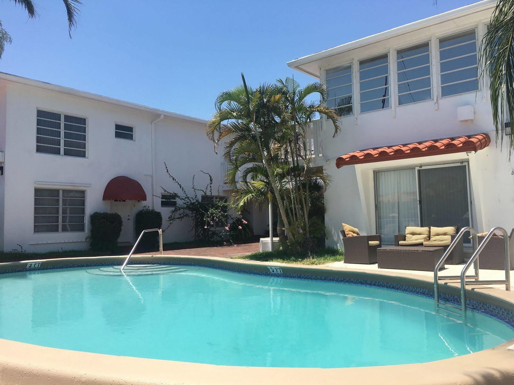 Casa Del Sol Waterfront & Marina Resort