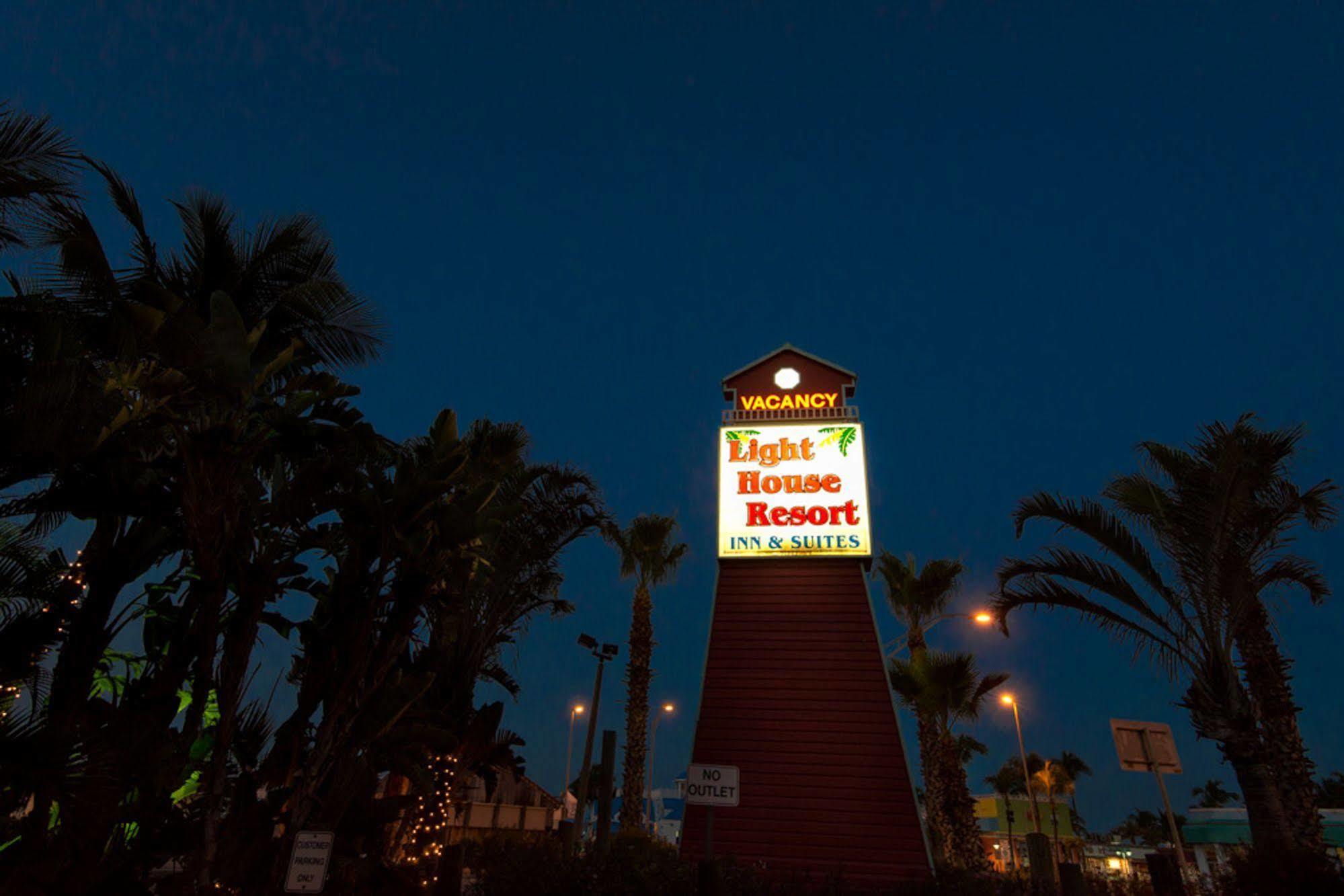 Inn Lighthouse Resort: & 3*