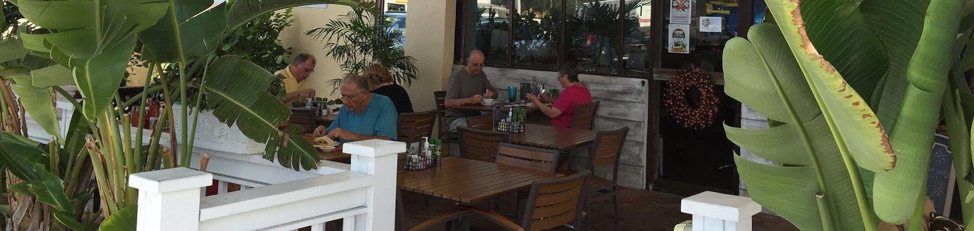 Island Sun & - Venice, Florida Historic Downtown & Getaway