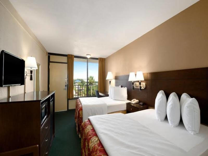 Hotel Days By Wyndham Orlando Conv. Center/international Dr