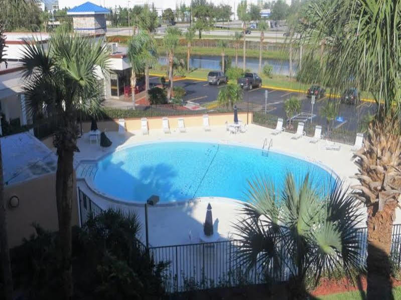 Days By Wyndham Orlando Conv. Center/international Dr Hotel 2*