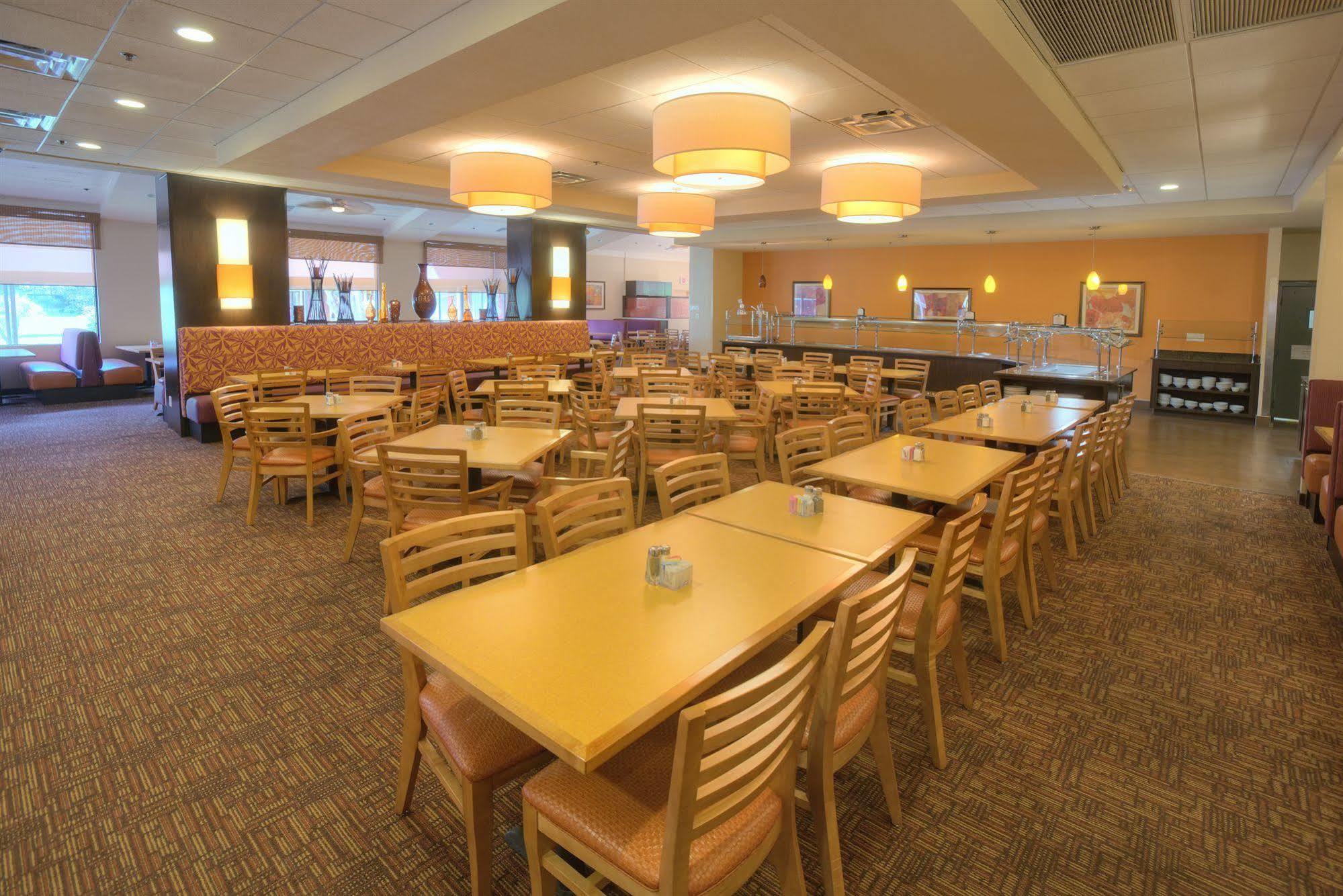 Rosen International Near The Parks Orlando