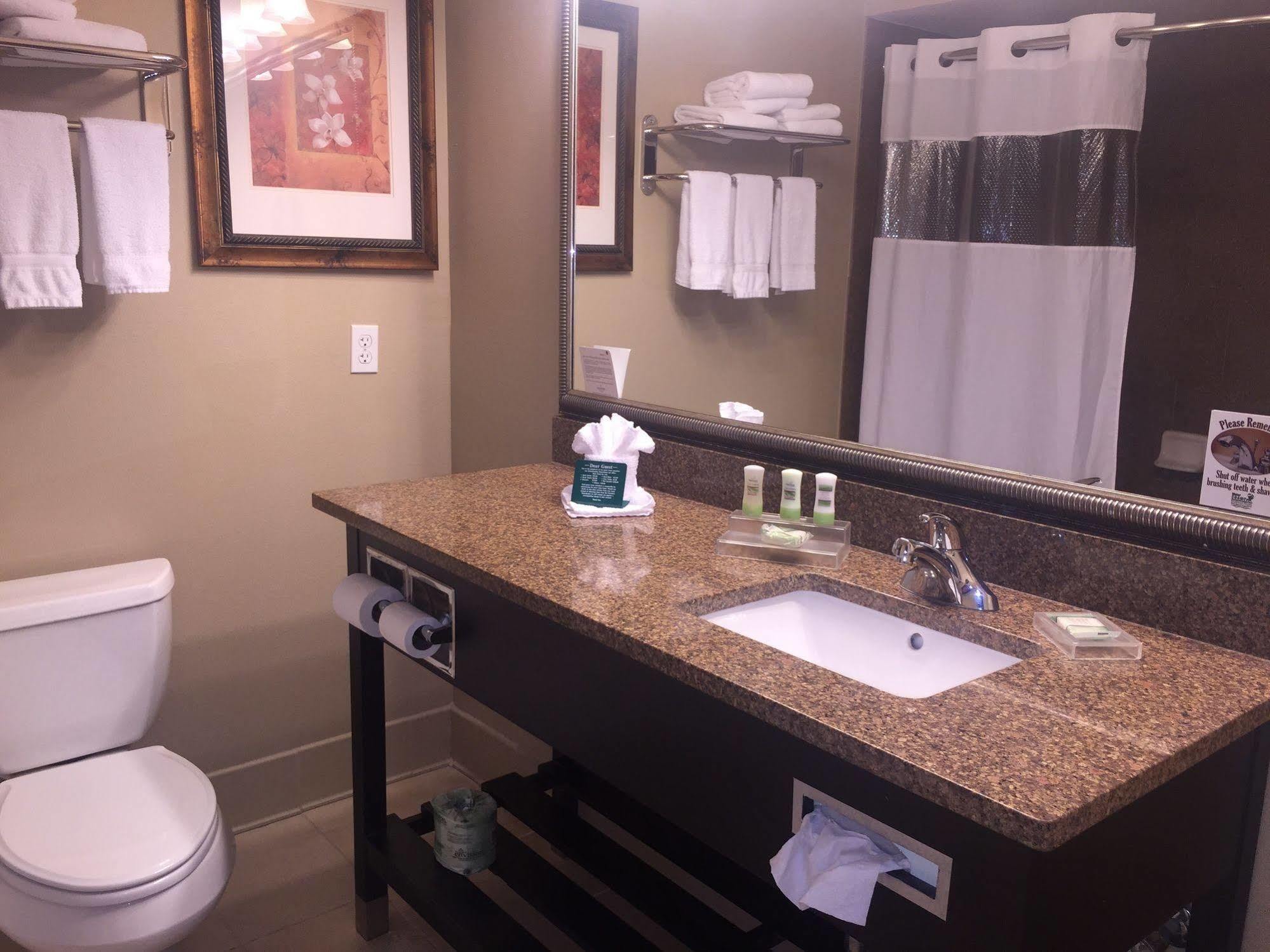 Country & By Radisson, Bradenton-lakewood-ranch, Fl 3*