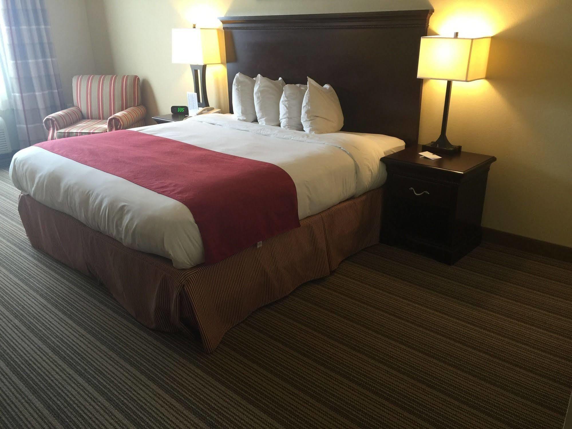 Country & By Radisson, Bradenton-lakewood-ranch, Fl 3* Bradenton