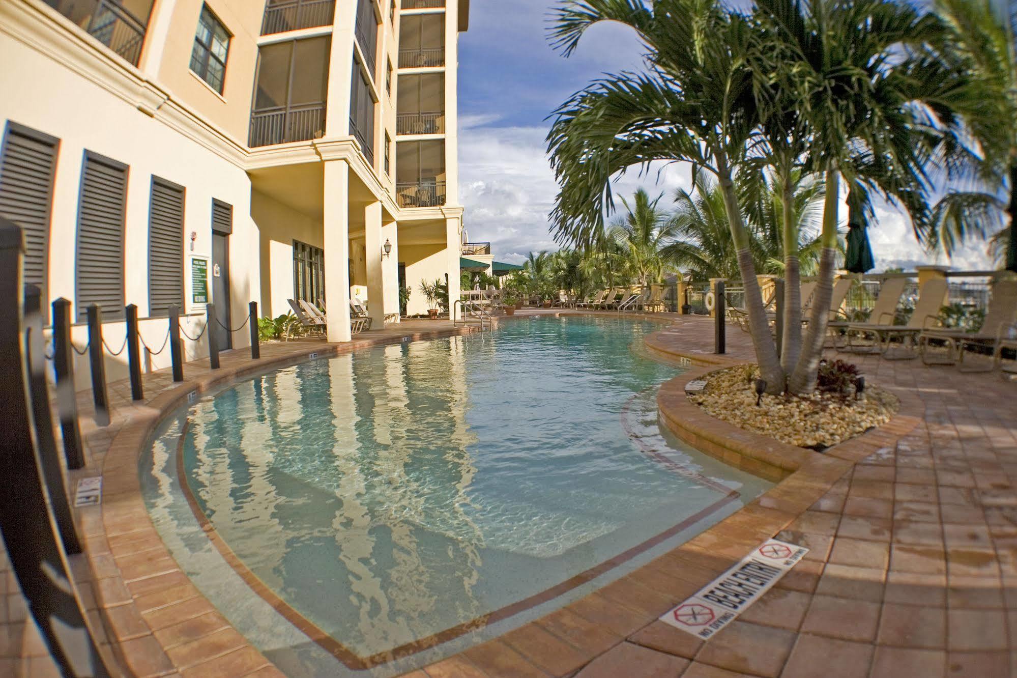 Club Vacations Sunset Cove Resort 5*